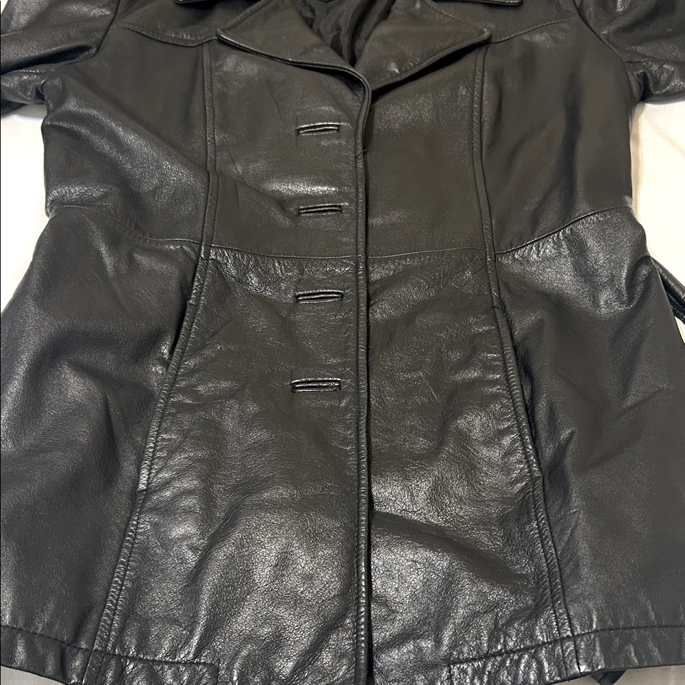Vintage Jacqueline Ferrar Black Leather Coat with attached belt - Picture 6 of 12